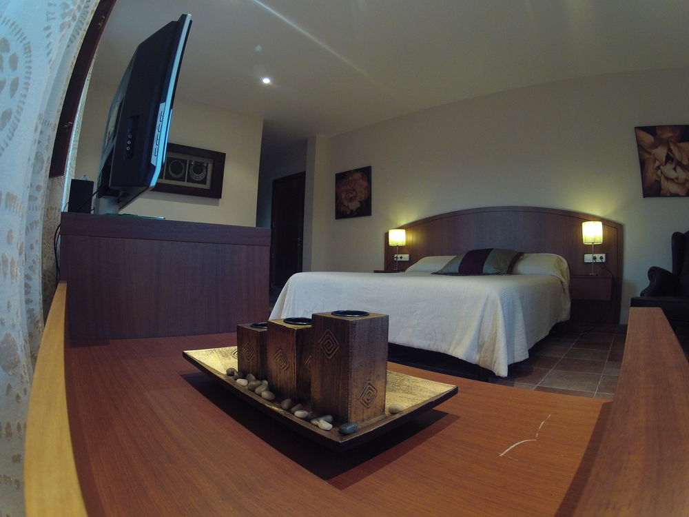 Mas Duc Guest House Brunyola Luaran gambar