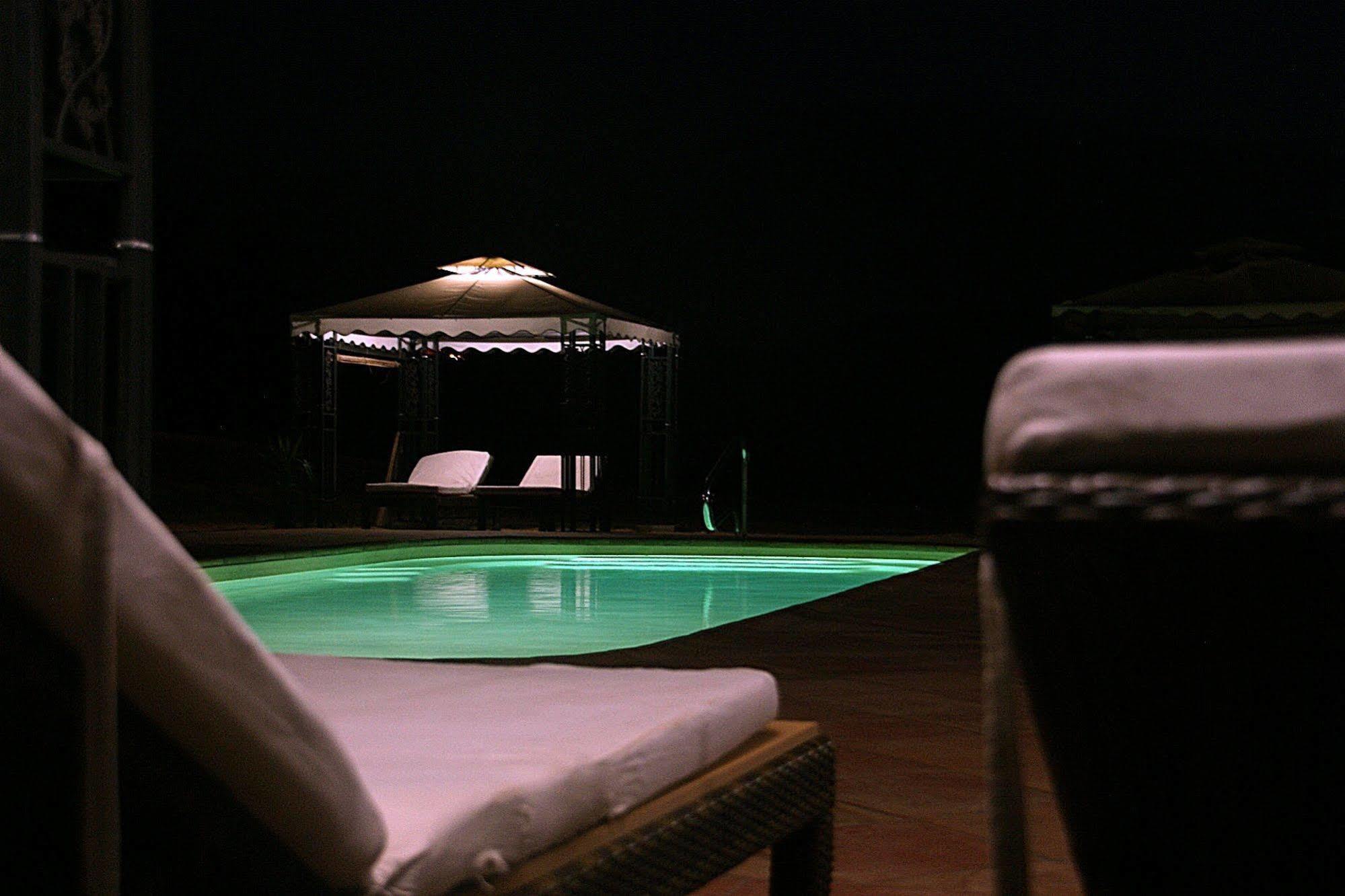 Mas Duc Guest House Brunyola Luaran gambar
